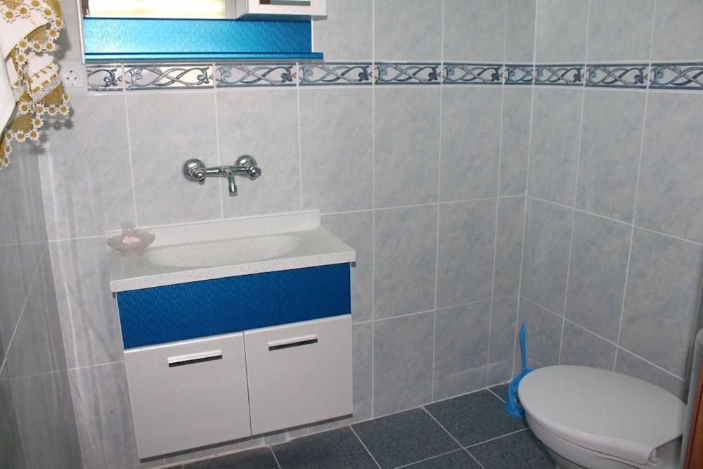 Grand Sonmez Apart Hotel - Bathroom