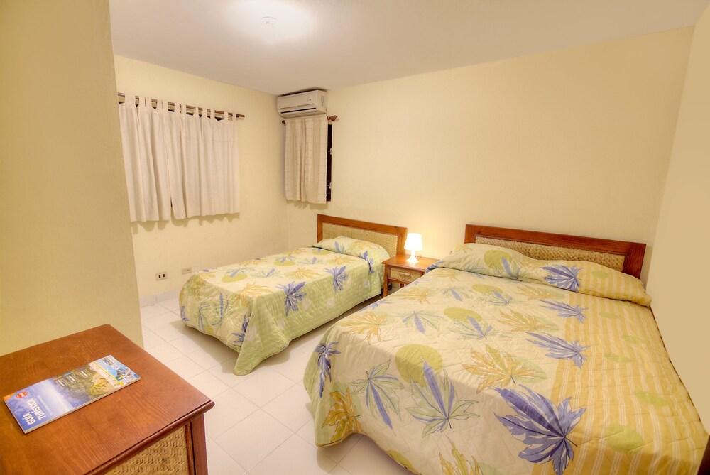 Apart-Hotel Plaza Colonial - Room