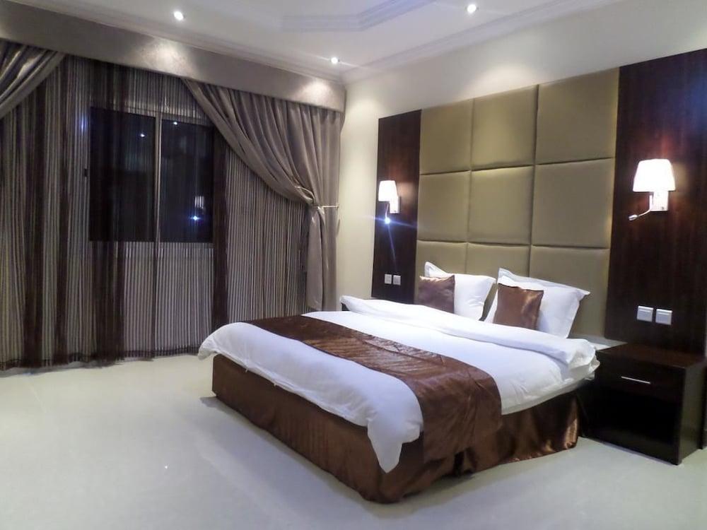 House Laveena Hotel Apartments - Room