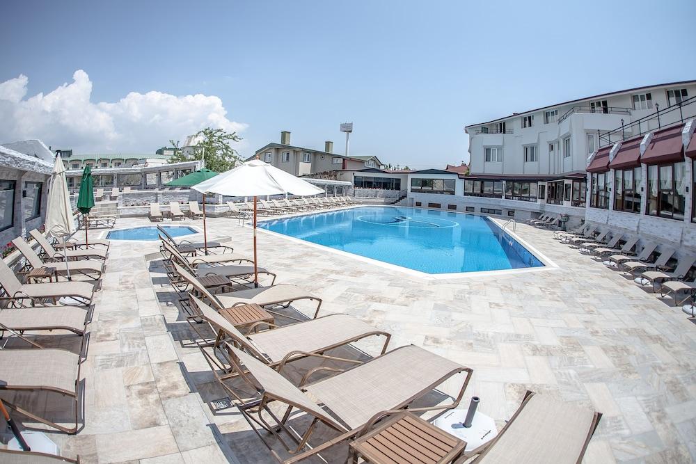 Cuci Hotel di Mare Bayramoglu - Outdoor Pool