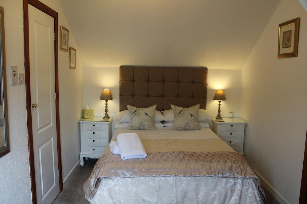 Hillview guest house - Room