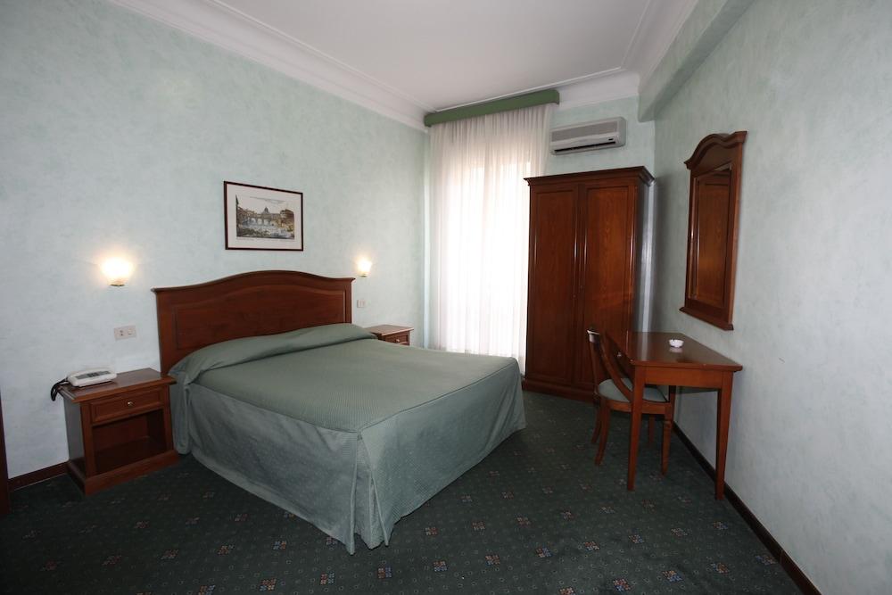 Hotel Adriatic - Room