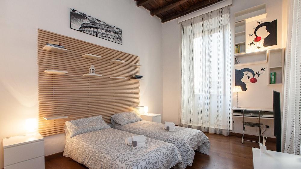 Rental in Rome Pellegrino Luxury - Room