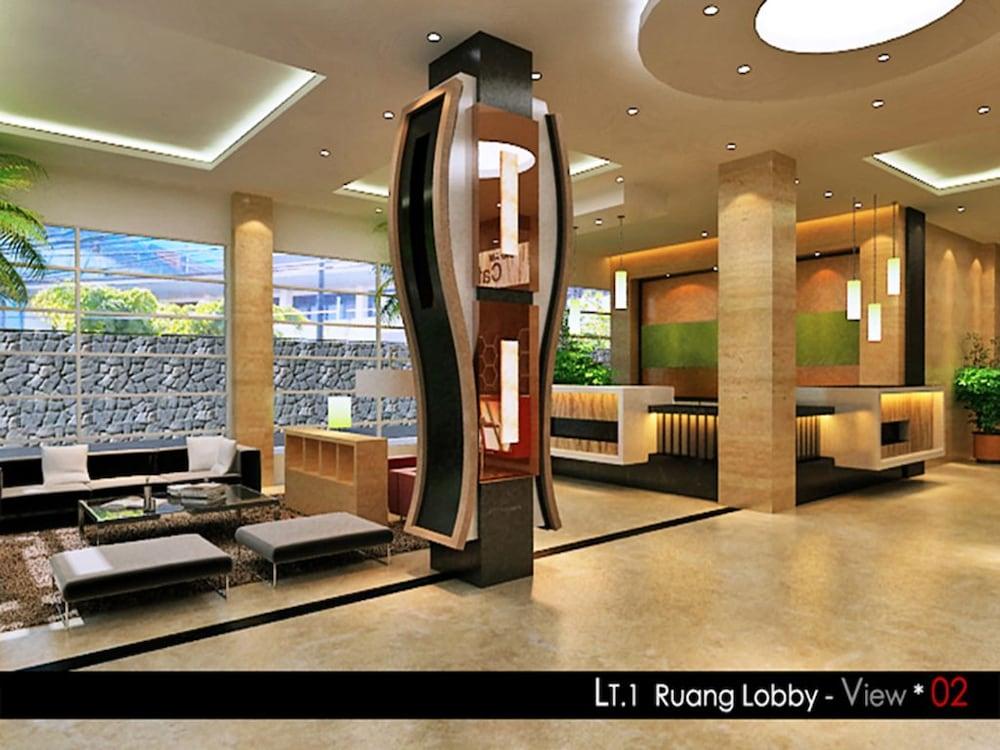 Hotel Asoka Luxury - Lobby Sitting Area