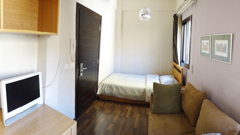Achrafieh Apartments - Room
