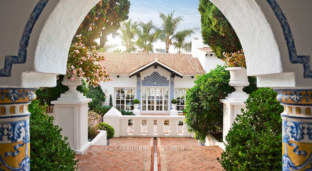 Marbella Club Hotel Golf Resort & Spa - Featured Image