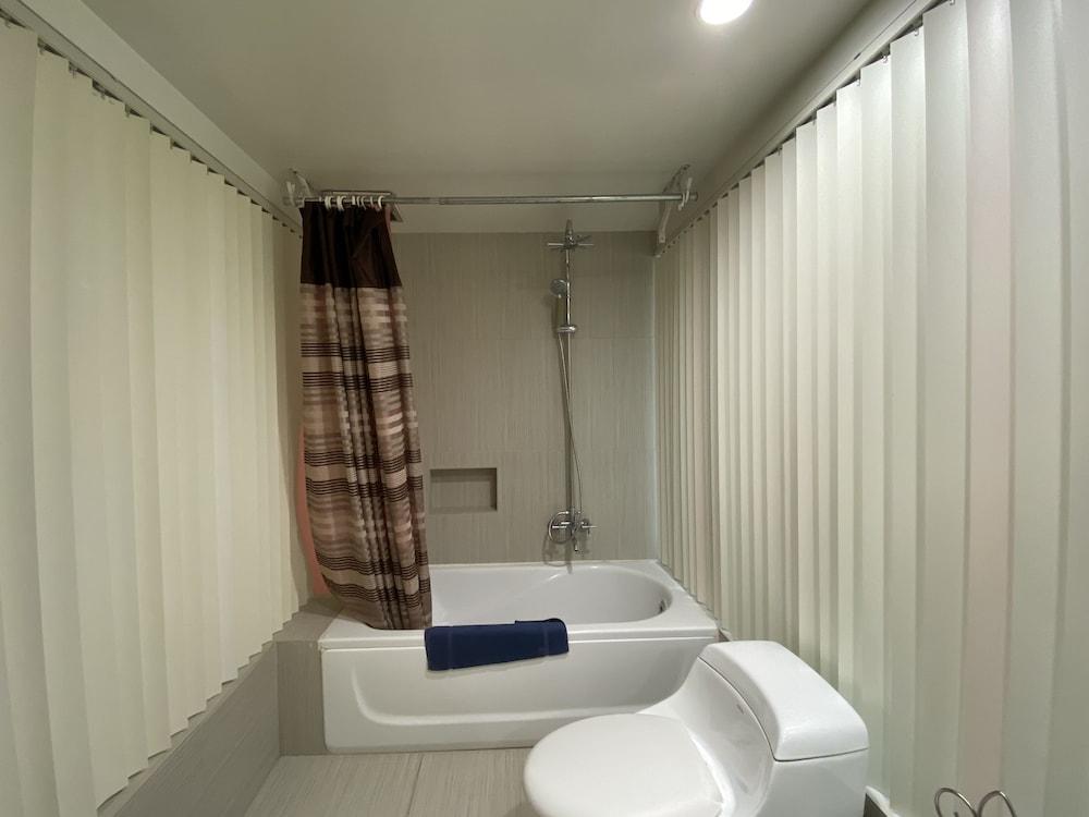 Pia Resort Hotel Standard 2 Bedroom 1 - Bathroom