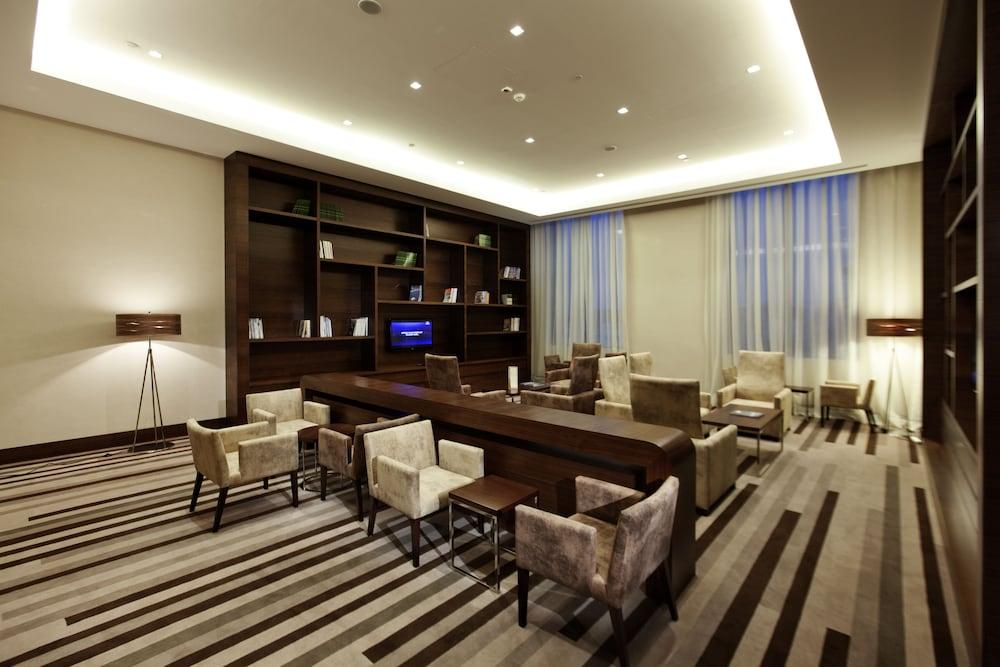 Hilton Garden Inn Kutahya - Lobby Lounge
