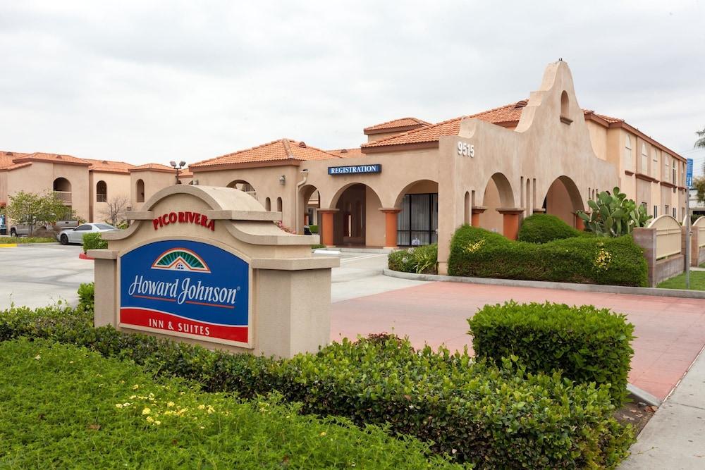 Howard Johnson Hotel & Suites by Wyndham Pico Rivera - Featured Image