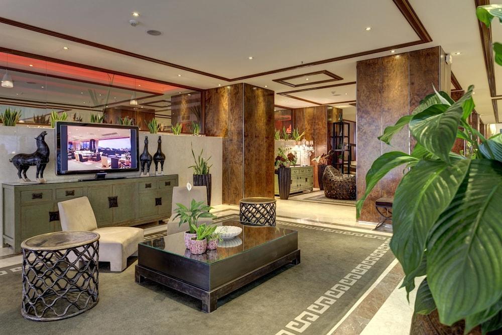 President Hotel - Interior