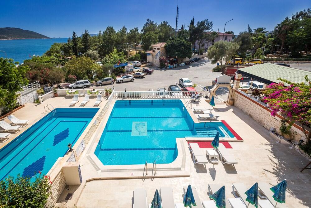 Habesos Hotel - Outdoor Pool