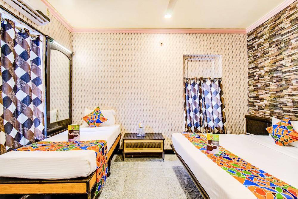 FabHotel Ashoka Regency - Room