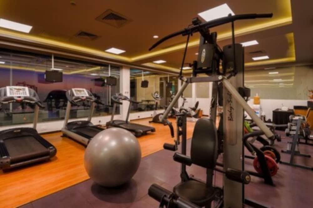 Davanam Sarovar Portico Suites Bengaluru - Gym