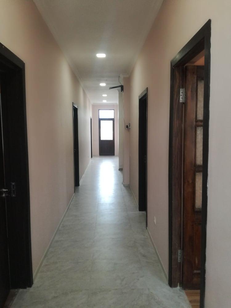 Guesthouse Irakli - Hallway