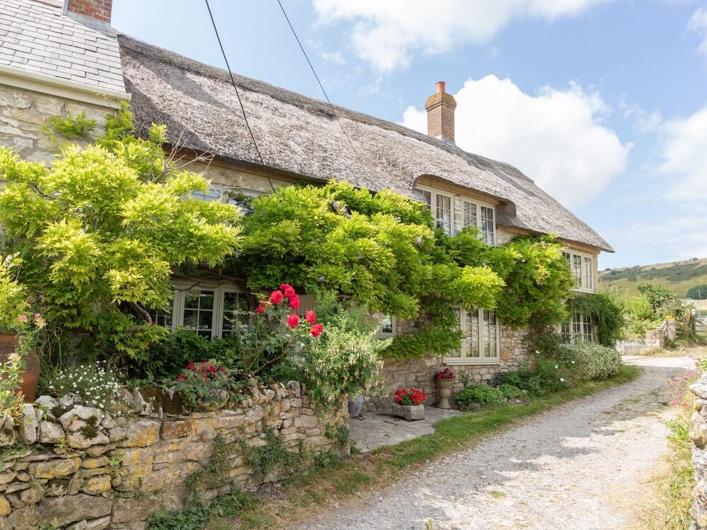 Fox Cottage - Featured Image