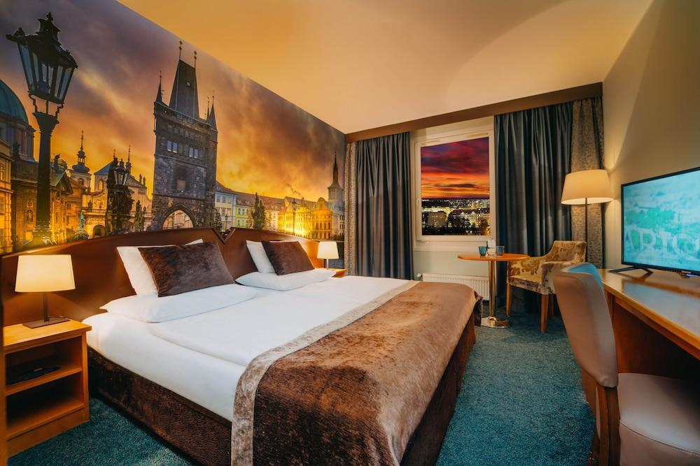 Plaza Prague Hotel - Czech Leading Hotels - Featured Image