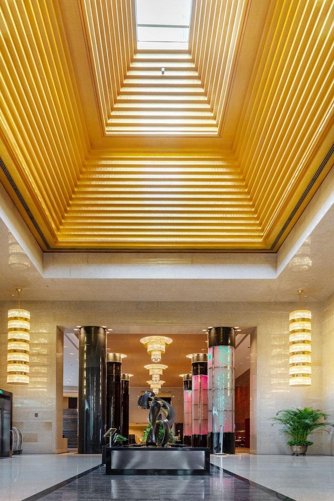 Grand Millennium Beijing - Lobby