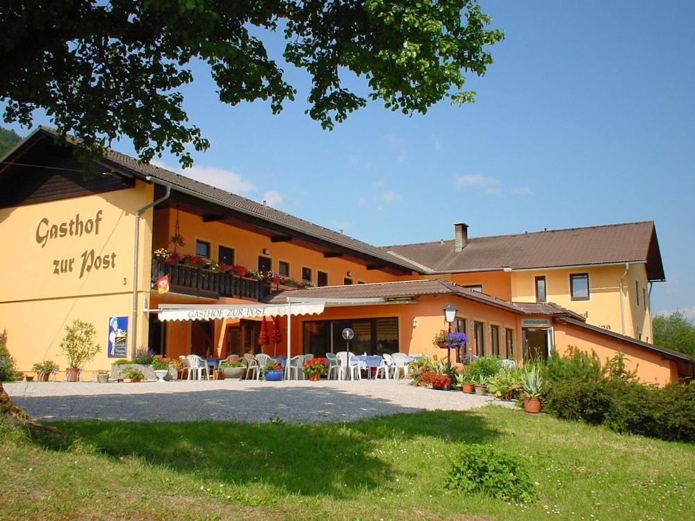 Gasthof - Hotel Zur Post - Exterior