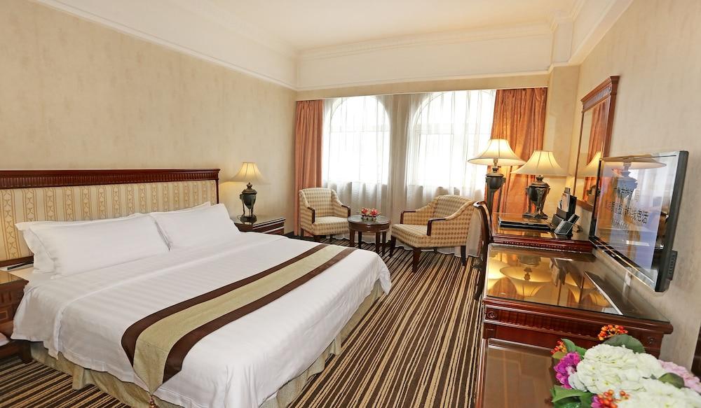 Grand Palace Hotel - Room