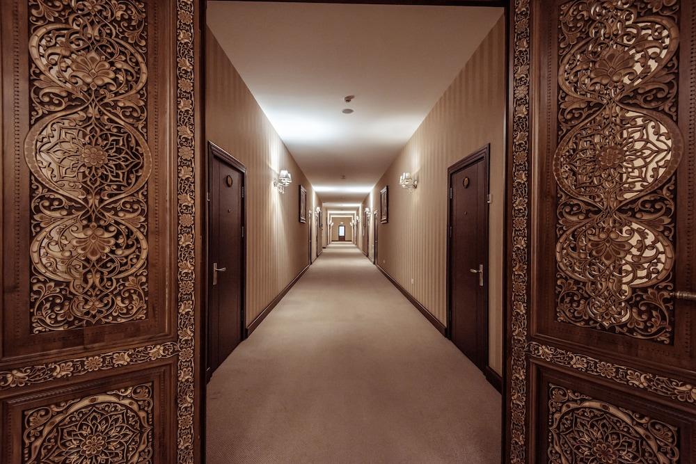 Ichan Qala Premium Class Hotel - Interior Entrance