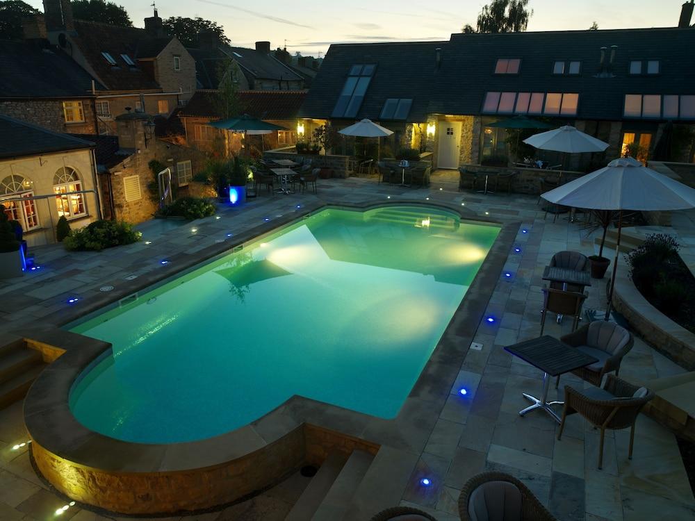 Feversham Arms Hotel & Verbena Spa - Outdoor Pool