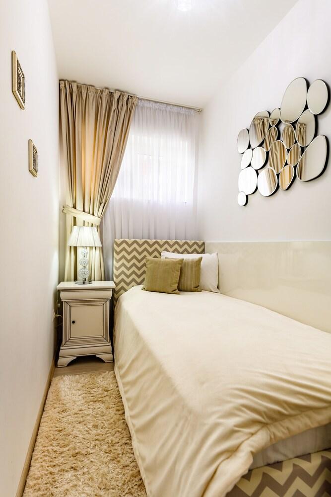 Luxury Apartment Avantgarden 3 - Room