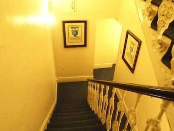 Kensington Flat - Staircase