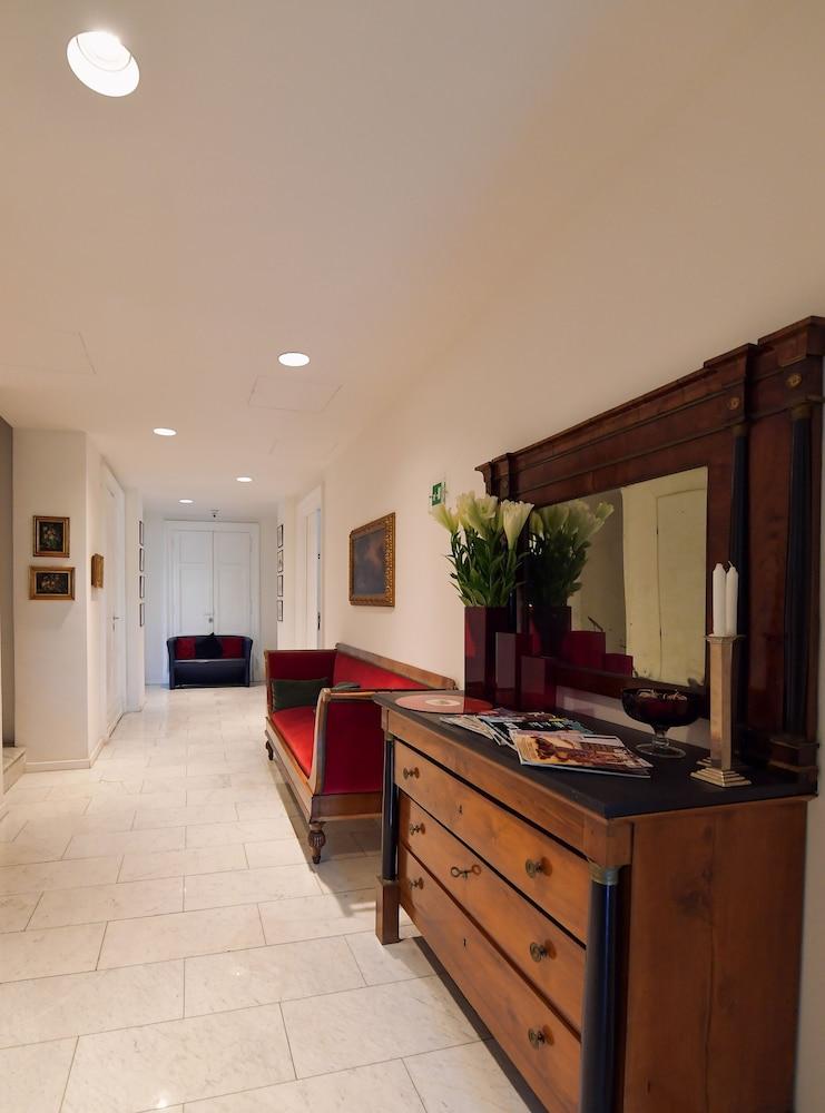 Suites Farnese Design - Lobby
