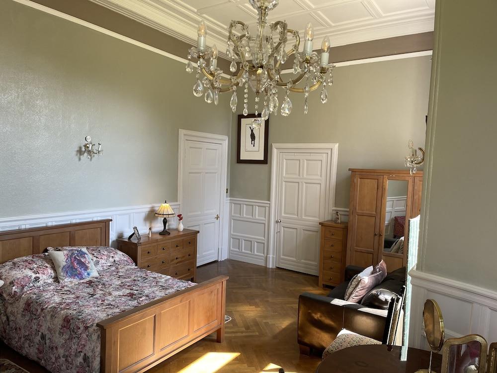 Dalmore House - The Duchess Apartment - Room