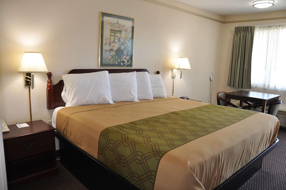 SureStay Hotel by Best Western Castro Valley - Room