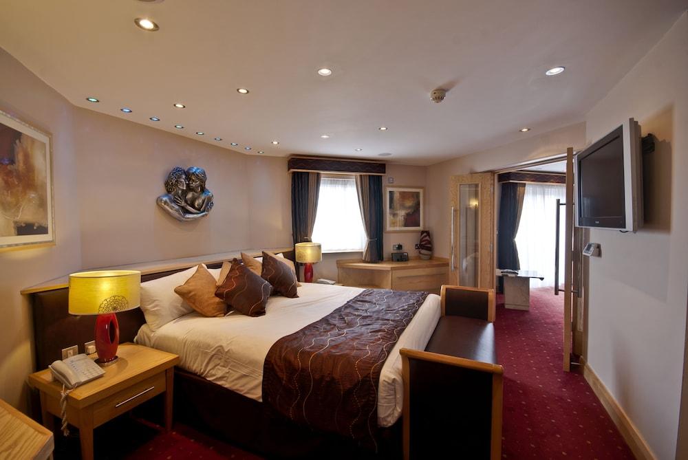 The Suites Hotel & Spa Knowsley - Liverpool by Compass Hospitality - Featured Image