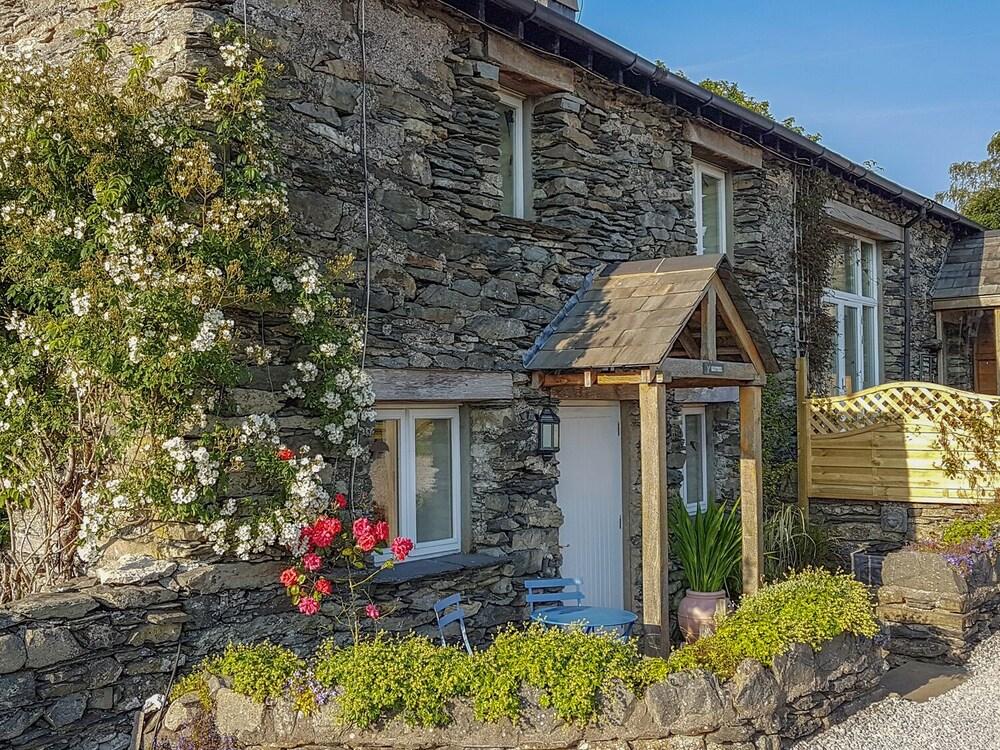 Pheasant Cottage - Featured Image
