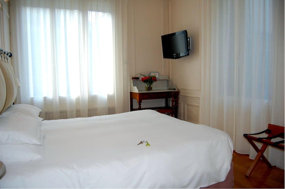La Villa Paris - Room