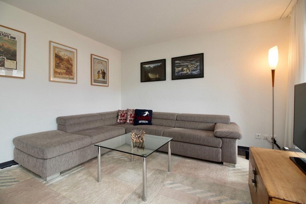 Chalet Goldenhorn - Living Room