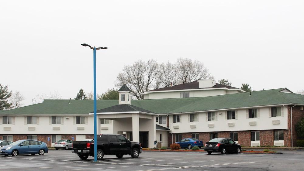 Motel 6 Westborough - Featured Image