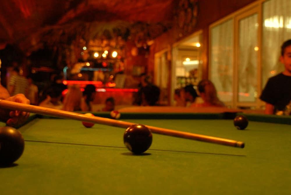 Best House Hotel - Billiards