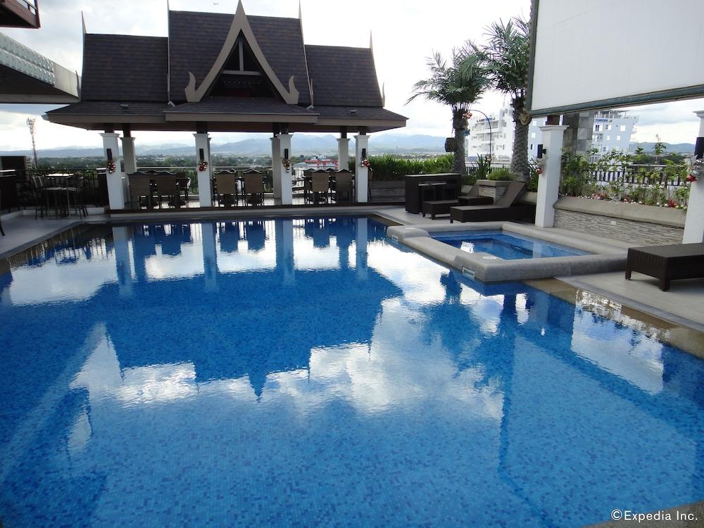 Prime Asia Hotel - Outdoor Pool