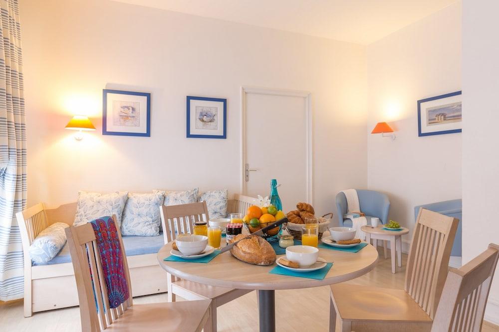 Residence Pierre & Vacances Le Castel Normand - Guestroom