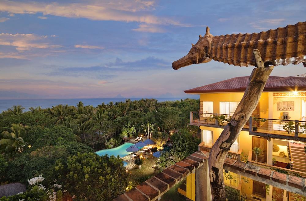Amarela Resort - Featured Image
