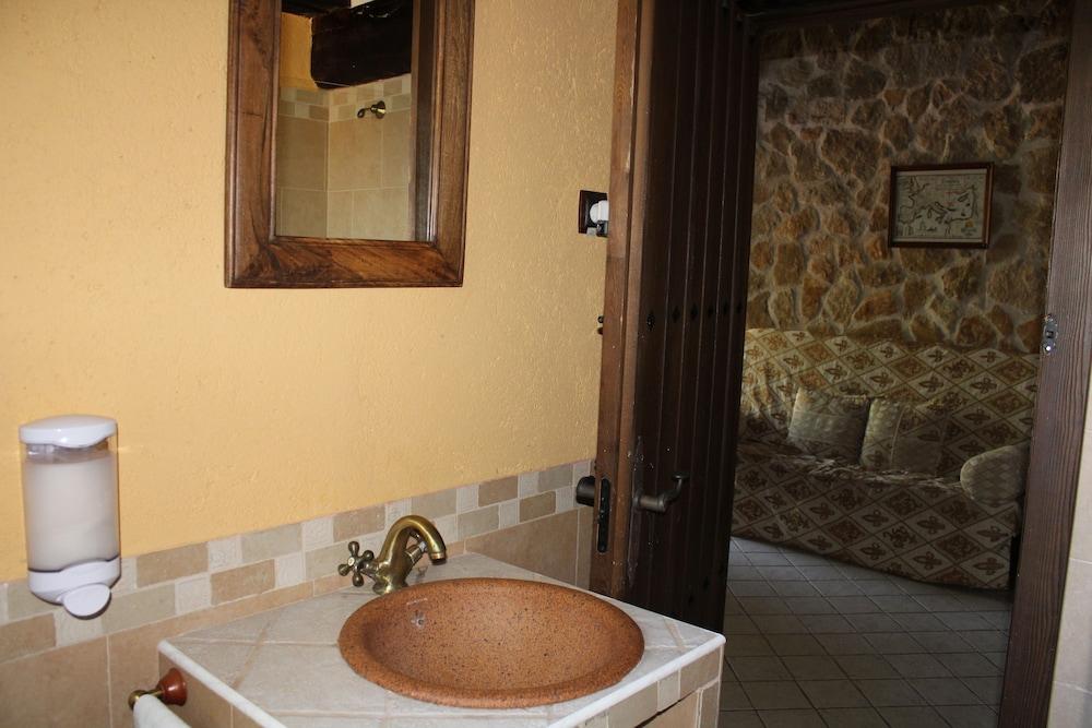 Alojamientos Rurales El Grial - Bathroom