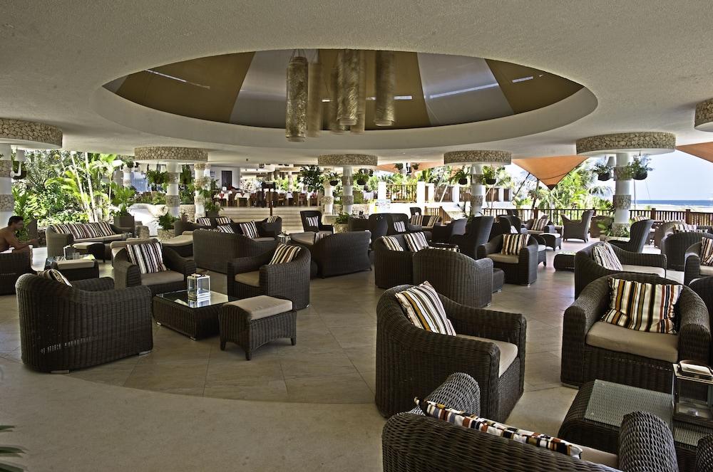 Leopard Beach Resort & Spa - Lobby Lounge