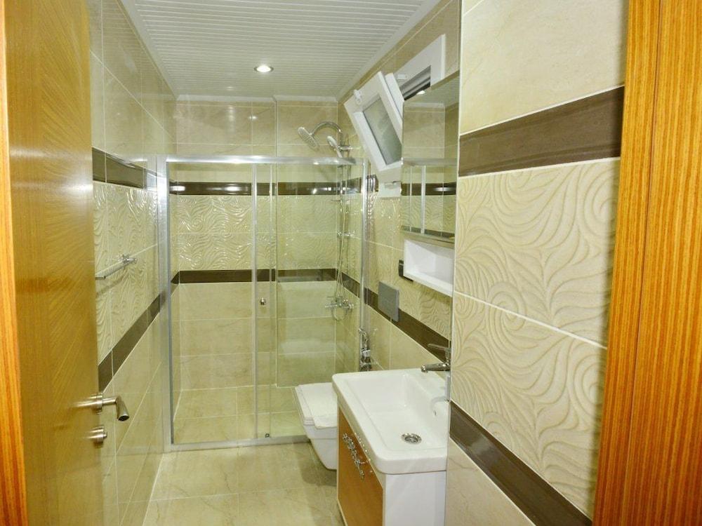 Fethiye Calis Villa 6 - Bathroom