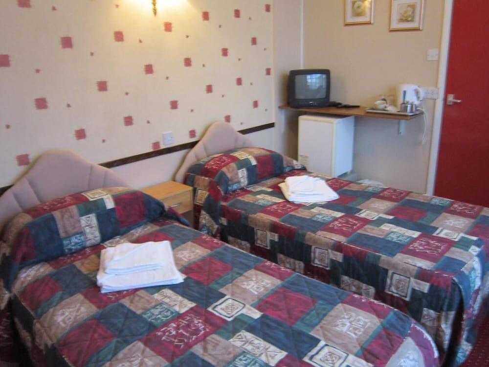 Sussex Hotel - Room