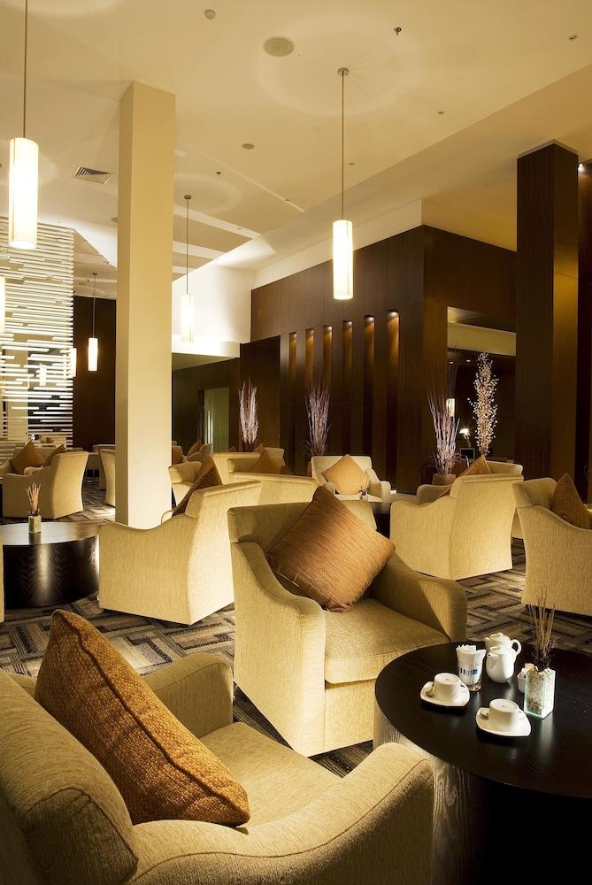Novotel Balikpapan - Lobby Lounge