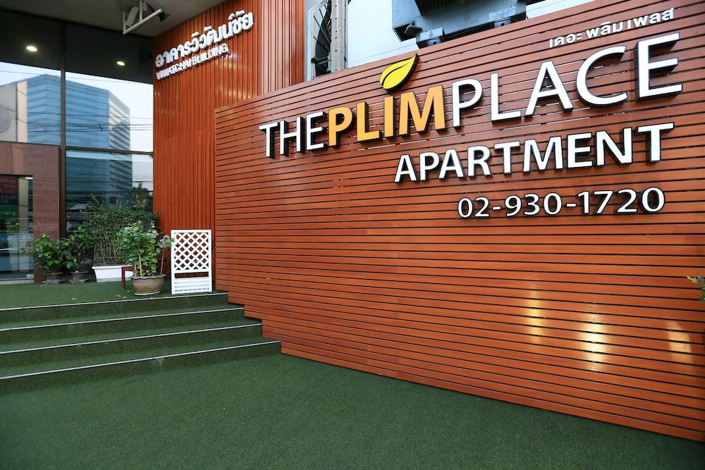The Plimplace 2 - Exterior detail
