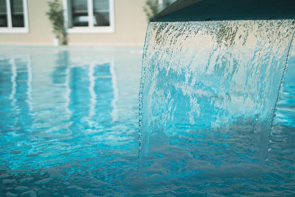 اوروكوجلو تهيرمال ريزورت - Outdoor Pool