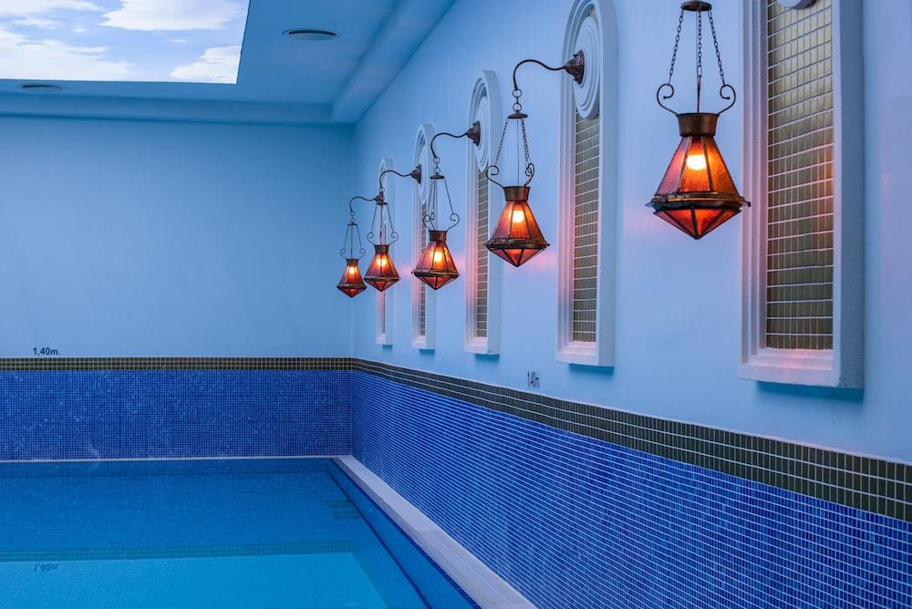 Wellborn Luxury Hotel - Indoor Pool