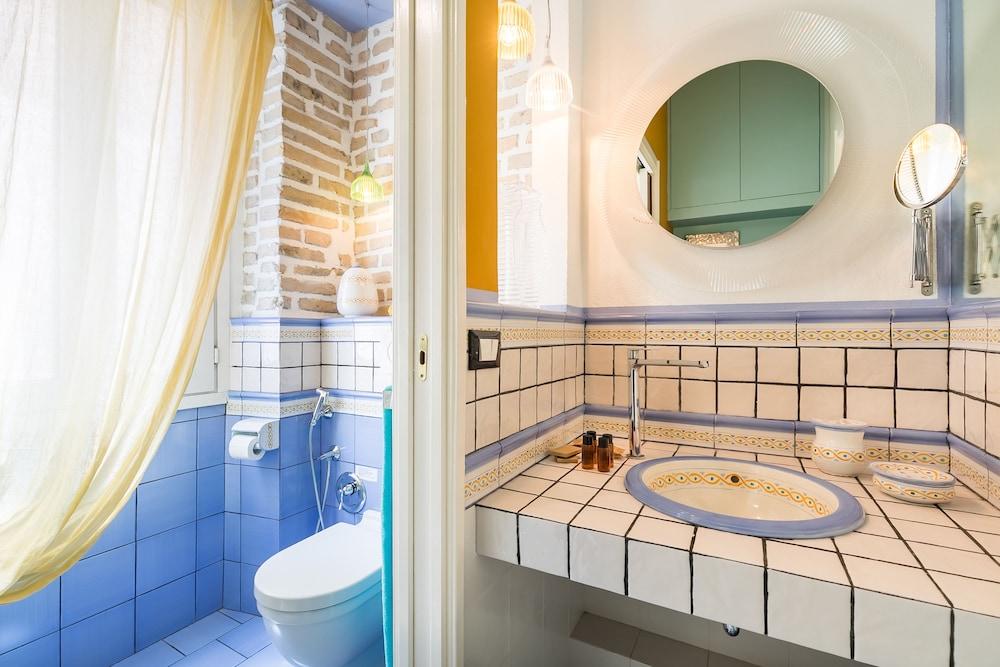 Appartamenti MarcoAurelio49 - Bathroom
