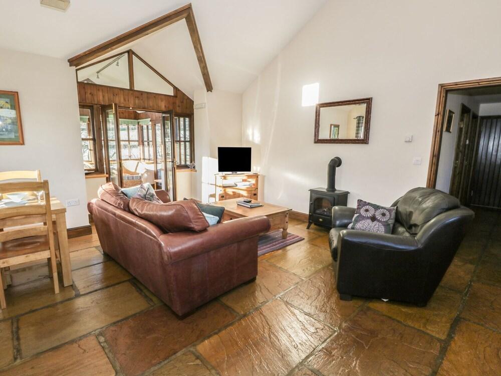 River Bank Cottage - Living Room