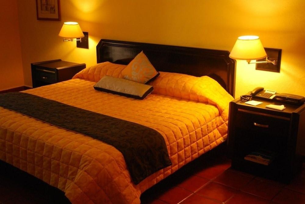 Hotel Casa Grande & Centro de Negocios - Room